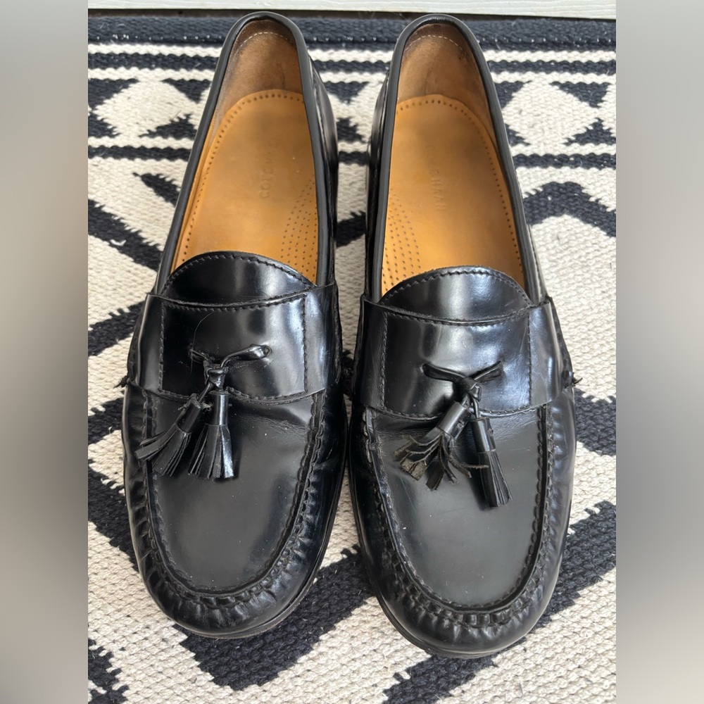 MENS COLE HAAN BLACK PINCH TASSEL LOAFERS HAND SEWN LEATHER IMPORTED INDIA SZ 12 - Picture 3 of 15